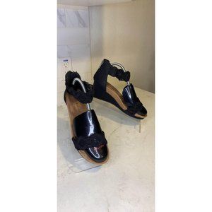 Lucky Brand Wedge Heel Open Toed Zipper Back Sandals - Size 9